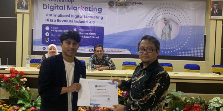 Membentuk Wirausaha Muda Cerdas: UMTAS Gelar Workshop Digital Marketing dan Legalitas Bisnis